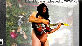 Hey, check Jingle Balls preview with Agarabas and Olpr shaking big ass for Christmas!