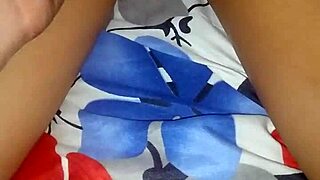 Haciendole Masajes Ami Prima with Intense Pussy Play and Cum Action!