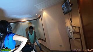 I met this hot girl in the shower - Alice Chilena