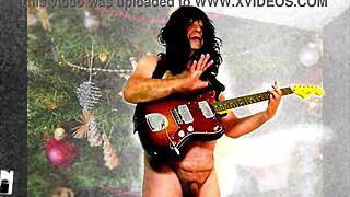 Hey, check Jingle Balls preview with Agarabas and Olpr shaking big ass for Christmas!