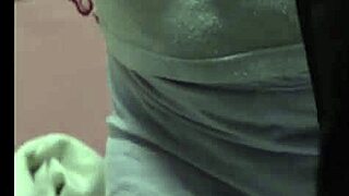 Veio Procurar A Namorada E Gozou Na Cara Da Amiga