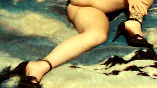 Sexy Wife Masturbates