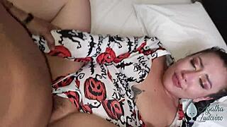 meu padrasto sempre me dá leitinho antes de dormir... ed junior é demais!