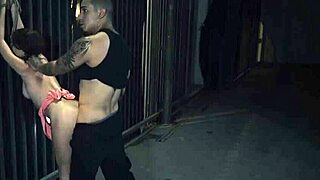 18+ Genç İlk Kez Baskınlık ve Bağda İle Sert Sert