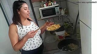 Sarah Rosa Cooks Sexy Banana Farofa in Lingerie