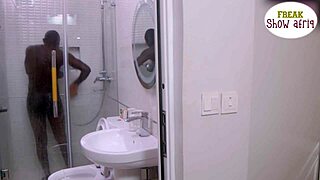 Horny madam feels overwhelming pleasure as big cock gateman fucks her ass and makes her squirt repeatedly