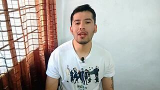 Client asks for therapy massage, ends with happy ending on his 23cm cock