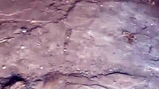 Il prato una grotta e gretala eccitata e sburrata