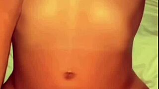 Wow, Amateur Asian Couple Having Passionate Sex With Creampie And Orgasm!