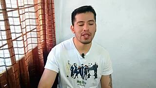 Client asks for therapy massage, ends with happy ending on his 23cm cock