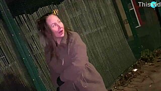 oh cracky, why stuff objects in your pussy outdoors?