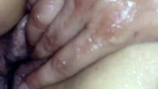 i watch my wife finger her clitoris