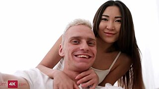 Exotic beauty tempts boyfriend into spontaneous fun 😊