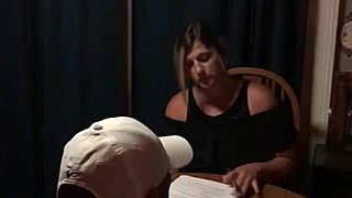 Agente de libertad condicional traviesa se corre y pone monitor en tobillo Dirty Dannybear