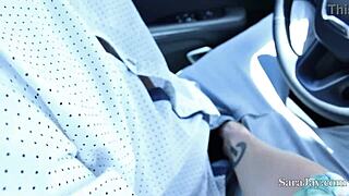 busty cougar sara jay and lauren philips fuck their boober driver 😏🍆