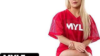 Mylf goddess Slimthick Vic in exclusive interview