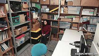 lp officer monica saige receives big cock deepthroat in office