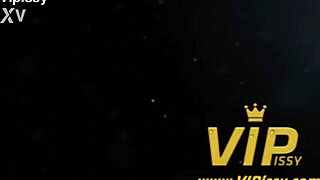 Doroty Foxie T performs a dance with ripped clothes and tall heels.