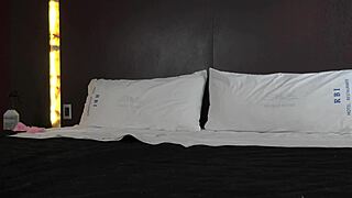 Alexandra Miret in Sado 7