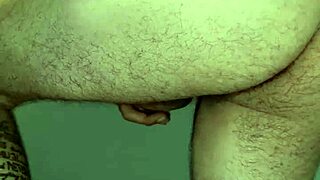 Amateurs Showing Off Big Asses Outdoors In Public