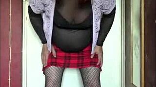 i'm waiting to swallow your big cum load