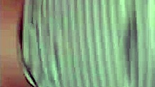 Gostosa asked for help fixing the shower, we fucked in the bathroom, then she wanted the bedroom