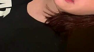 wifey giving the best head to her partner