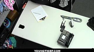 Scarlett Mae Felt Overwhelmed Being Fucked by Guard