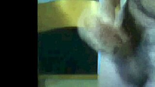 pajero de cordoba shows short dick on webcam