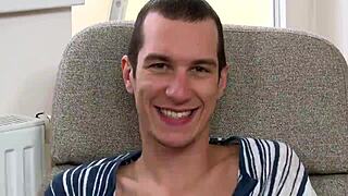 Intense gay men fucking