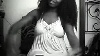 dancing to jamie foxx ft marsha ambrosius freakin me