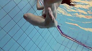 Hungarian beauty Sima captivates in underwater pool display
