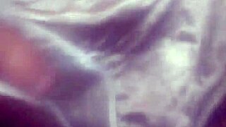 ricos pantis in satin look so nice 😊