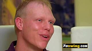 Enjoy Kinky Pool Oral!