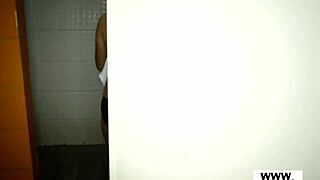 Thai mommy noey pleasures lover with skilled hands