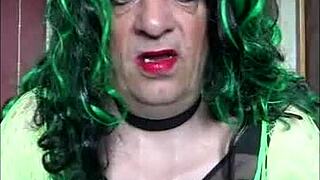 Bi crossdressing sissy would love to meet up with another guy dressed like this just to get anal sex for real.