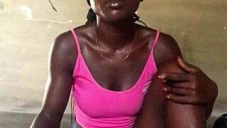 crazy ebony babe munches while dropping life tips! 🍔