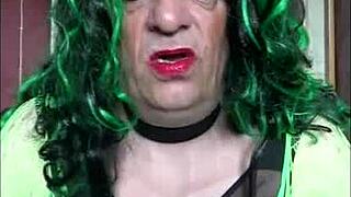 Bi crossdressing sissy would love to meet up with another guy dressed like this just to get anal sex for real.