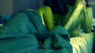 Madura Petera E Infiel Necesita Sentirse Puta Y Se Acaba Montando Pija Con Un Dedo El Culo