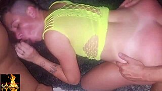 fomos jantar na casa de amigos e acabei virando o prato principal da noite