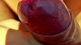 couple enjoys blowjob at the piscine with close-up licks 😘