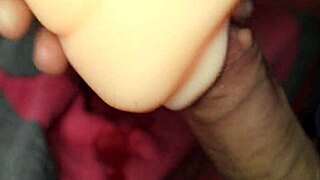 A latina amateur gives a realistic blowjob to a big cock close-up