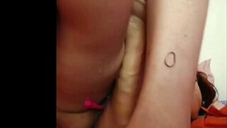 wow, that colombian babe squirts so hard during fucking, it's super intense and amazing! 😍💦