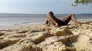 butt naked teen twerking on the beach street 😏