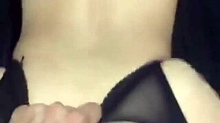 Me cojo a la más nalgona de la oficina y le hago tronar esas ricas nalgotas.