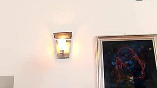 Does this MILF slut want cum in her mouth?