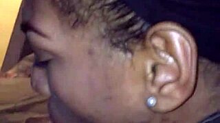 लार टपकती डीपथ्रोट स्किल्स से हंस पड़ा लोल।