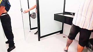 Ruiva invades male bathroom to give a blowjob