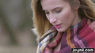 Joymii Teen 18+ Solo Squirting Masturbation!