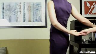 maxine x fucked by redhead duo lily cade 😈